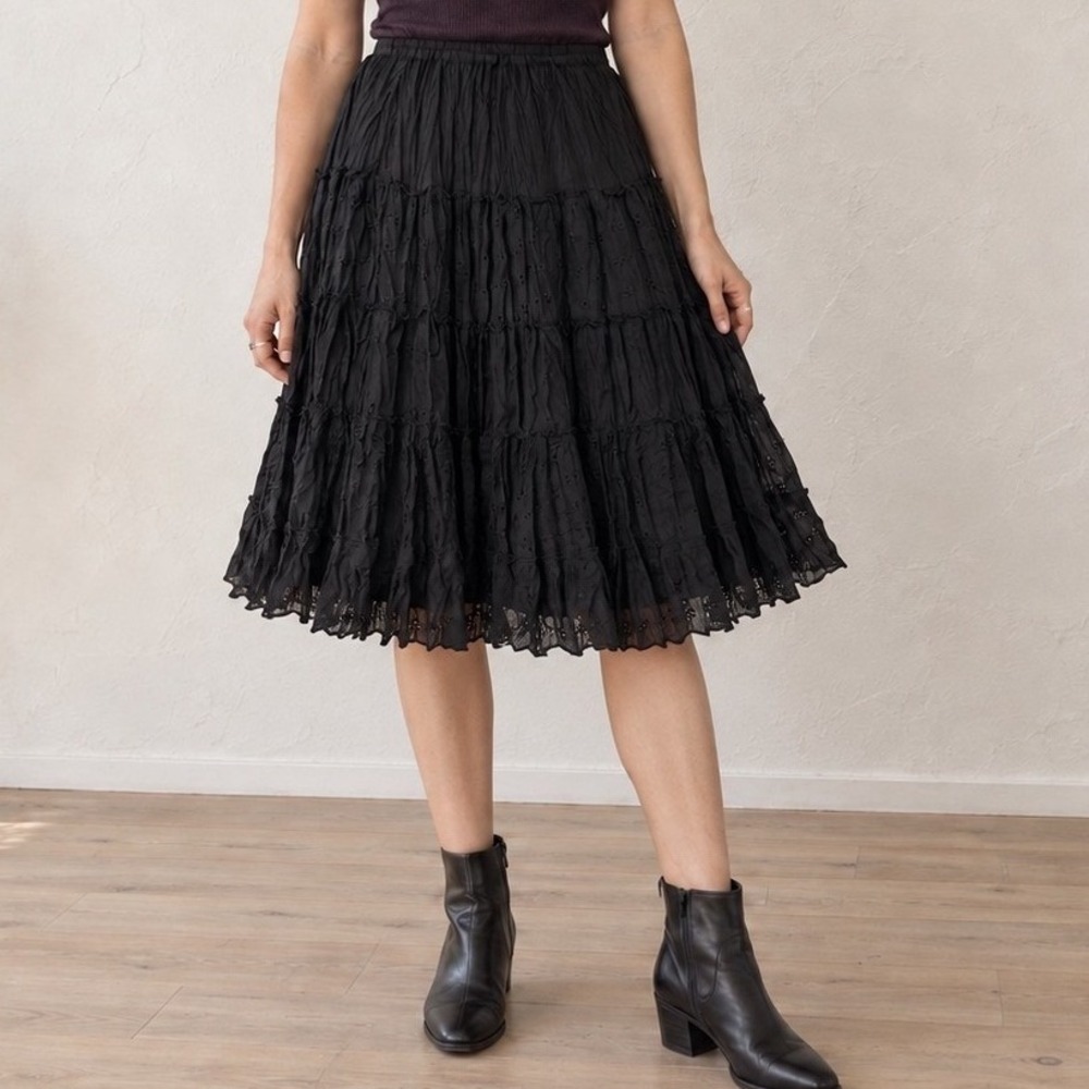 Allison Taylor Size S Tiered Midi Skirt Black Crinkle Eyelet Embroidered Womens